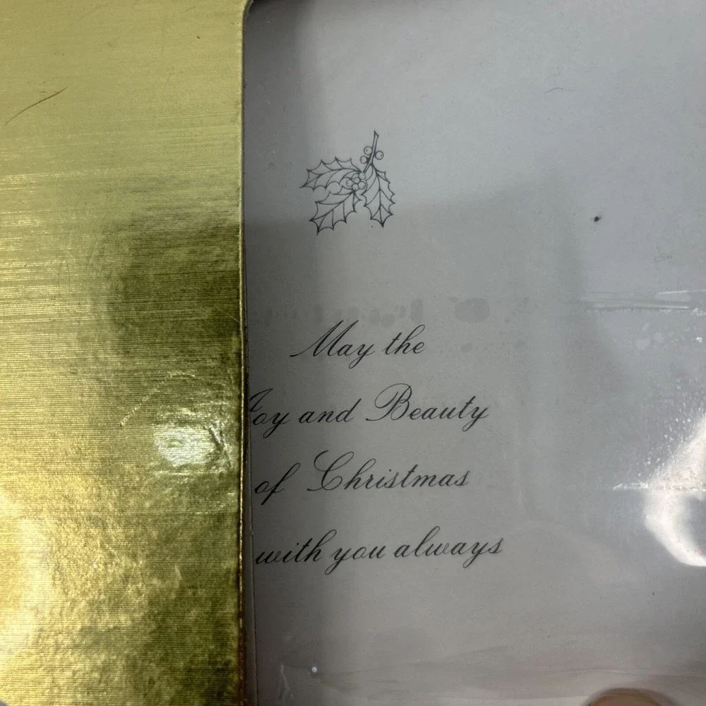 Paper Magic Group 40 Christmas Holiday Greeting Cards Envelopes Peel and Stick